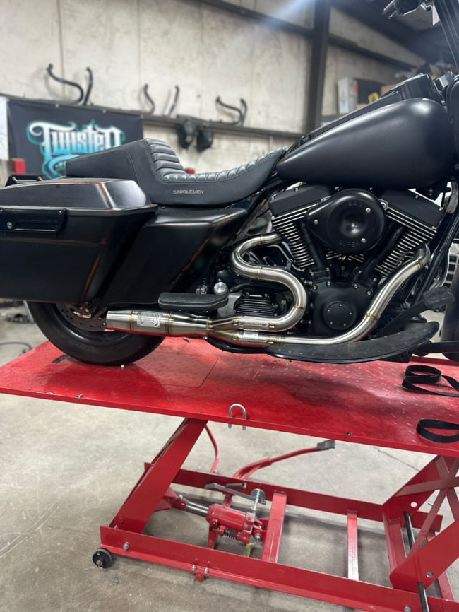 Short Bagger Custom Exhaust